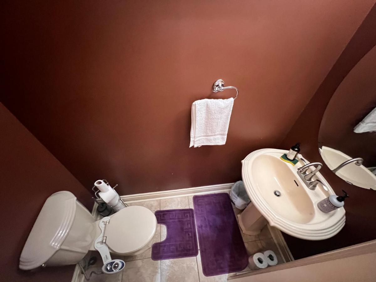 Spacious Detached In Brampton Ngoại thất bức ảnh